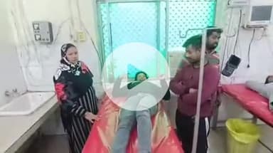 बदायूं: बनेई गांव के निकट बाइक और स्कूटी की टक्कर में दो लोग हुए घायल