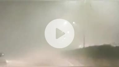 बदायूं: बदायूं में सुबह घनघोर कोहरे के कारण ठंड का तापमान बढ़ा, लोग ठंड से ठिठुरते दिखाई दिए