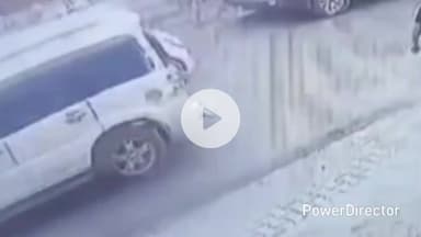 बेतालघाट: खैरना बाजार में शुक्रवार रात चोरों ने एक व्यापारी की स्कूटी चोरी की, पुलिस ने सीसीटीवी कैमरे खंगाले