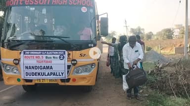 పలిమెల: రెండో విడత ఎన్నికల పోలింగ్ కి పోలింగ్ కేంద్రాలకు తరలిన సిబ్బంది