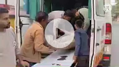 फिरोज़ाबाद: सांथी रोड पर तेज रफ्तार कार ने बाइक सवार जीजा और साले को मारी जोरदार टक्कर