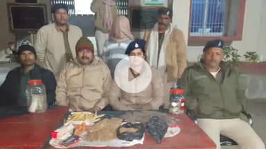 बख्तियारपुर: सालिमपुर पुलिस ने 110 पुड़िया गांजा, 30 गोगो और 10 चिलम के साथ एक किराना दुकानदार को किया गिरफ्तार