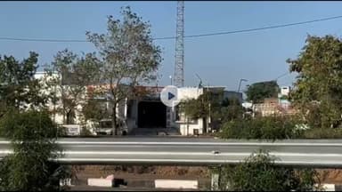 शिवपुरी: आयशर ट्रक की टक्कर से ट्रैक्टर चालक घायल, सुरवाया थाने में मामला दर्ज