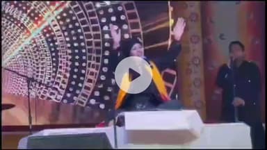 इटावा: इटावा महोत्सव एवं प्रदर्शनी के पंडाल में मशहूर सूफी गायिका ममता जोशी ने समा बांधा, डीएम, सीडीओ समेत अन्य सदस्य रहे मौजूद