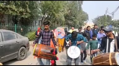 मैं हूँ वह आवाज़, जिसे सदियों से दबाया गया,
पर अब मैं ख़ामोश रहने नहीं आया।
मैं उन शोषितों की साँसों का उफान हूँ,
जो अन्याय की हर दीवार को गिराने को तैयार हैं।