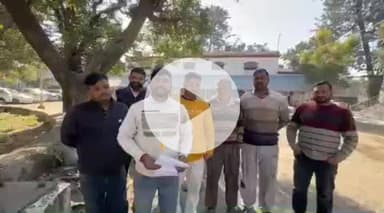 पंचकूला: आवारा पशुओं से फसलों के नुकसान पर माजरा महताब वासियों ने एसडीएम कालका को ज्ञापन सौंपा