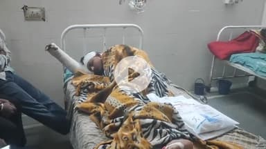 झालरापाटन: झालावाड़ के समीप रामगंज मंडी में रंजिश के चलते युवक के साथ लाठियों और पाइपों से मारपीट, हाथ-पैर तोड़कर अस्पताल में भर्ती