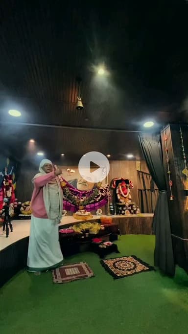 #नीमकरौरीधामइंदौर 
#ram #hanuman #sitaram #ramram #neemkarolimaharajji #neemkarolibabaashramtaos