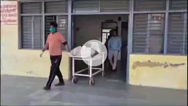 इटावा: भरथना इलाके में ट्रेन से कटकर हुई बुजुर्ग की मौत, 72 घंटे बाद भी शिनाख्त नहीं, पुलिस ने कराया पोस्टमार्टम