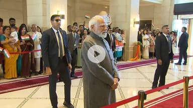 नरेंद्र मोदी ने जॉर्डन में एक आकर्षक सांस्कृतिक प्रदर्शन देखा क्योंकि नर्तकियों ने भारतीय संस्कृति की समृद्धि।#news