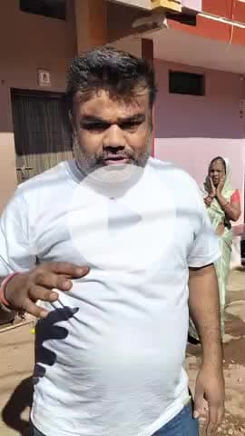 बूढ़े बालाजी क्षेत्र गुना में नागरिकों की दुर्दशा मकान में नालियों की सफाई न होने से
मकान गिरने की संभावना बनी