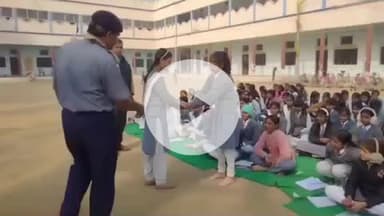 बदायूं: बदायूं के रोहान गांव में भारत स्काउट गाइड शिविर का आयोजन हुआ