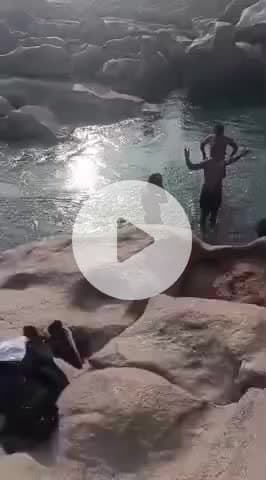 ତଲସରା: କନାକୁଣ୍ଡ ଠରେ ଏନଆଇଟି ଛାତ୍ର ନିଖୋଜ ହେବା ପୁର୍ବରୁ ସାଙ୍ଗ ମାନଙ୍କ ସହ ନଦୀରେ ଗୋଧୋଇବା ବେଳର ଭିଡିଓ ଭାଇରାଲ