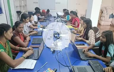 बरकागाँव: अदानी स्किल डेवलपमेंट सेंटर में 448 से अधिक युवाओं ने ली ट्रेनिंग, 47 को मिला रोजगार