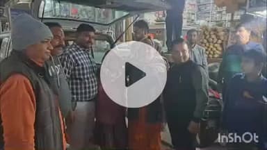 जसराना: जसराना में कई माह से लावारिस हालत में घूम रही एक महिला को व्यापारियों ने फिरोजाबाद में अपना घर दिलाया आश्रय