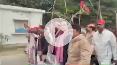 बलरामपुर: सपाइयों ने चीनी मिलों द्वारा गन्ना खरीद में भेदभाव का आरोप लगाते हुए कलेक्ट्रेट में किया प्रदर्शन, एडीएम को सौंपा ज्ञापन