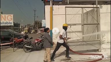 भीलवाड़ा: अजमेर चौराहे पर CNG पंप पर गैस रिसाव के बाद आग, मौके पर अफरा-तफरी का माहौल, बचाव और राहत कार्य शुरू, मॉकड्रिल के तहत हुई