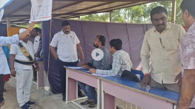 మల్హర్ రావు: మల్హర్ మమతారం లోని పోలింగ్ డిస్ట్రిబ్యూషన్ కేంద్రాన్ని పరిశీలించిన అదనపు కలెక్టర్ అశోక్ కుమార్