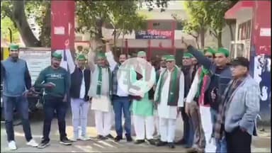 इटावा: सिविल लाइन थाने पहुंचे भारतीय किसान यूनियन अराजनैतिक ने सिंचाई विभाग में आग की निष्पक्ष जांच को लेकर ज्ञापन दिया