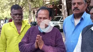 खंडवा नगर: विकास की कीमत रोज़गार? तीन पुलिया ब्रिज निर्माण से उजड़ने के डर से दुकानदार कलेक्ट्रेट पहुंचे