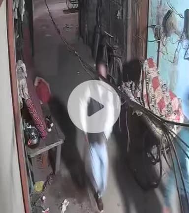 कानपुर: रायपुरवा में दबंगों ने पड़ोसी के घर में किया पथराव, तीन राउंड की फायरिंग, मौके पर तीन थानों की फोर्स पहुंची