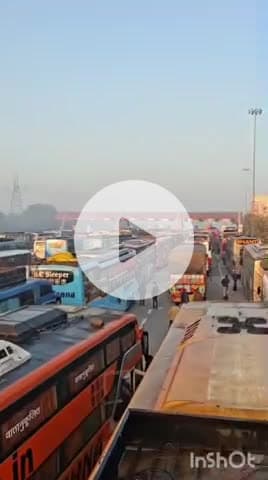 एत्मादपुर: बलदेव में हुए भीषण सड़क हादसे के बाद खंदौली टोल पर करीब 3 किलोमीटर तक लगा लंबा जाम, हजारों यात्री हुए परेशान