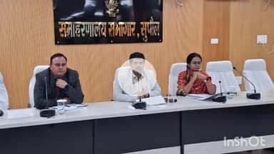 सुपौल: जिलाधिकारी सावन कुमार ने पंचायत सरकार भवन निर्माण कार्य की समीक्षा बैठक की