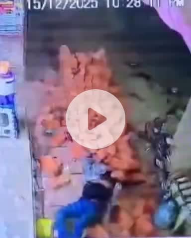 कानपुर: बिठूर में युवक की मौत पर थाने का घेराव करने का प्रयास, पुलिस ने रोका रास्ता, तिराहे पर शव रखकर डेढ़ घंटे तक चला हंगामा