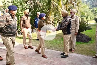 ਰਾਮਪੁਰਾ ਫੂਲ: ਮਾਲਵਾ ਕਾਲਜ ਵਿਖੇ ਚੋਣਾਂ ਦੀ ਗਿਣਤੀ ਸਮੇਂ ਐਸਐਸਪੀ ਅਮਨੀਤ ਕੌਂਡਲ ਨੇ ਸੁਰੱਖਿਤ ਸਬੰਧੀ ਲਿਆ ਜਾਇਜਾ