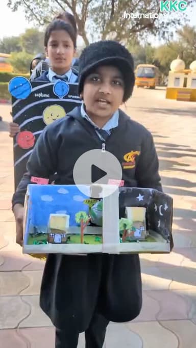 नन्हे मुन्ने विद्यार्थियों द्वारा बनाए गए प्रोजेक्ट की झलक