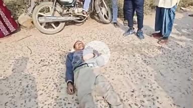 धुरकी: खुटिया चौराहा के पास नशे में होने के कारण अनियंत्रित होकर गिरा बाइक सवार, हुआ घायल