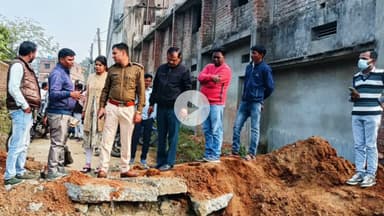 बलियापुर: रास्ता अवरुद्ध मामले में सीओ और थाना प्रभारी ने लिया जायजा