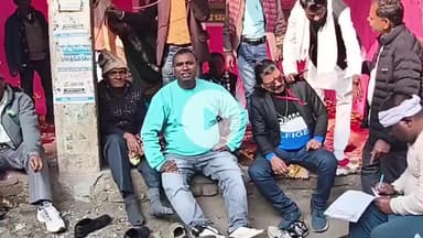 हज़ारीबाग: झारखंड आंदोलनकारियों ने एक दिवसीय धरने के माध्यम से सौंपा मांग पत्र