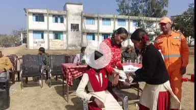 लोहरदगा: अंचल कार्यालय में एनडीआरएफ ने छात्र-छात्राओं को दिया जीवन रक्षक कौशल का प्रशिक्षण, सड़क सुरक्षा व आपदा से बचाव