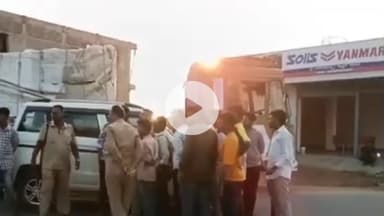 ಕನಕಗಿರಿ: ಚಾಲಕನ ನಿಯಂತ್ರಣ ತಪ್ಪಿ ಬೊಲೆರೋ ವಾಹನಕ್ಕೆ ಬಸ್ ಡಿಕ್ಕಿ ಕನಕಗಿರಿ ತಾವರಗೇರಿ ಮಧ್ಯದ ರಾಷ್ಟ್ರೀಯ ಹೆದ್ದಾರಿಯಲ್ಲಿ ಘಟನೆ ತಪ್ಪಿದ ಭಾರಿ ಅನಾಹುತ