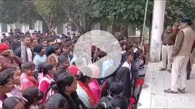 थावे: मुखी राम हाई स्कूल में आपदा से बचाव को लेकर स्कूली बच्चों को दी गई जानकारी, वरीय उप समाहर्ता रहे उपस्थित