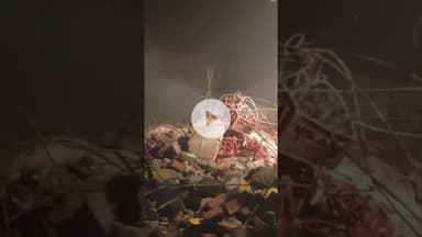 #Amethi के जामो में बंद गोदाम में ब्लास्ट बिल्डिंग धराशाई #amethi #shorts