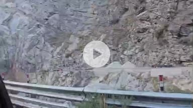 टापरी: किन्नौर के उरनी ढांक के करीब टनल का काम जारी, लोहे के बड़े-बड़े सामान पहुंचे