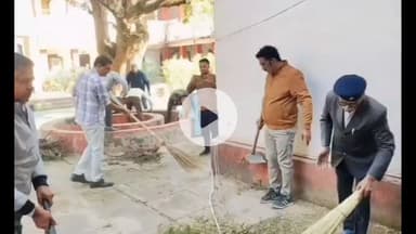 बूंदी: राज्य सरकार के दो वर्ष पूर्ण होने पर जिले भर के सरकारी कार्यालयों में सफाई अभियान चलाया गया
