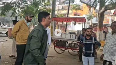 गिरिडीह: नगर निगम और यातायात पुलिस ने टावर चौक से कालीबाड़ी चौक तक अतिक्रमण हटाओ अभियान चलाया