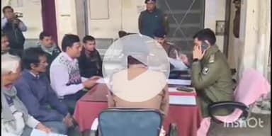 फतुहा: फतुहा थाना परिसर में ग्रामीण एसपी अपराजिता लोहान द्वारा जनता दरबार लगाया गया