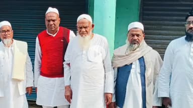 बलियापुर: जामा मस्जिद बलियापुर में ताजियाती मजलिस का आयोजन किया गया