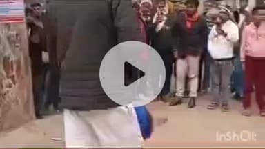 गोपालगंज: थावे मंदिर से जेवर व लॉकर चोरी होने के बाद पहुंची डॉग स्क्वायड, खेत से लॉकर बरामद