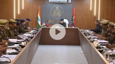 महाराजगंज: पुलिस लाइन महराजगंज में मासिक अपराध गोष्ठी का आयोजन हुआ