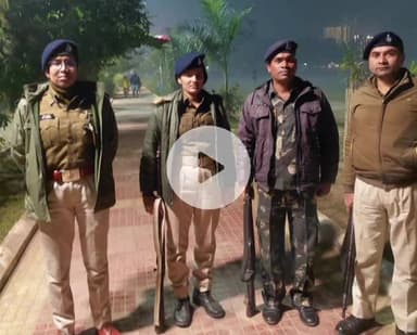 आरा: ठंड में बढ़ते घने कोहरे को देखते हुए एसपी ने दिए आदेश, पूरे शहर में पुलिस की गश्ती बढ़ाई जाए ताकि लोग सुरक्षित रहें