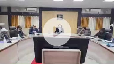 बलरामपुर: जिलाधिकारी की अध्यक्षता में जिला शिक्षा एवं अनुश्रवण समिति की बैठक हुई, शैक्षणिक गुणवत्ता सुधार पर दिया गया जोर