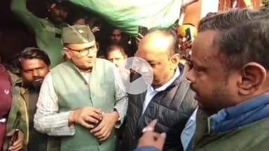 वाराणसी में बीच सड़क बीजेपी विधायक ने एडीएम को लगाई फटकार, सीएम योगी से शिकायत की दी चेतावनी, वीडियो हुआ वायरल