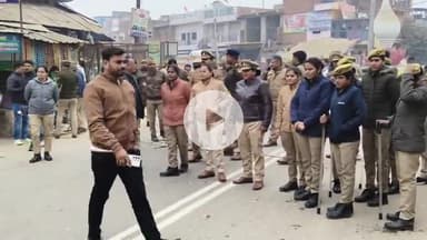 मंझनपुर: कांग्रेसियों ने भाजपा कार्यालय का किया घेराव मार्च, समदा चौराहे पर पुलिस ने रोका, सैकड़ों कार्यकर्ता गिरफ्तार