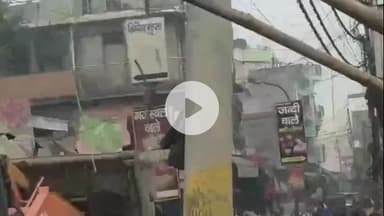 अमरोहा: अमरोहा शहर में जाम से हाल बेहाल, पालिका टीम ने चलाया अतिक्रमण हटाओ अभियान, दुकानदारों से हुई नोकझोंक