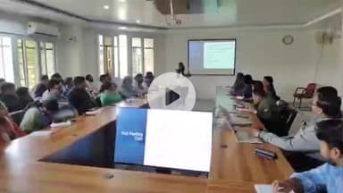 सिमडेगा: सिमडेगा विकास शाखा सभागार में बिरसा हरित ग्राम योजना से संबंधित एक दिवसीय प्रशिक्षण का आयोजन